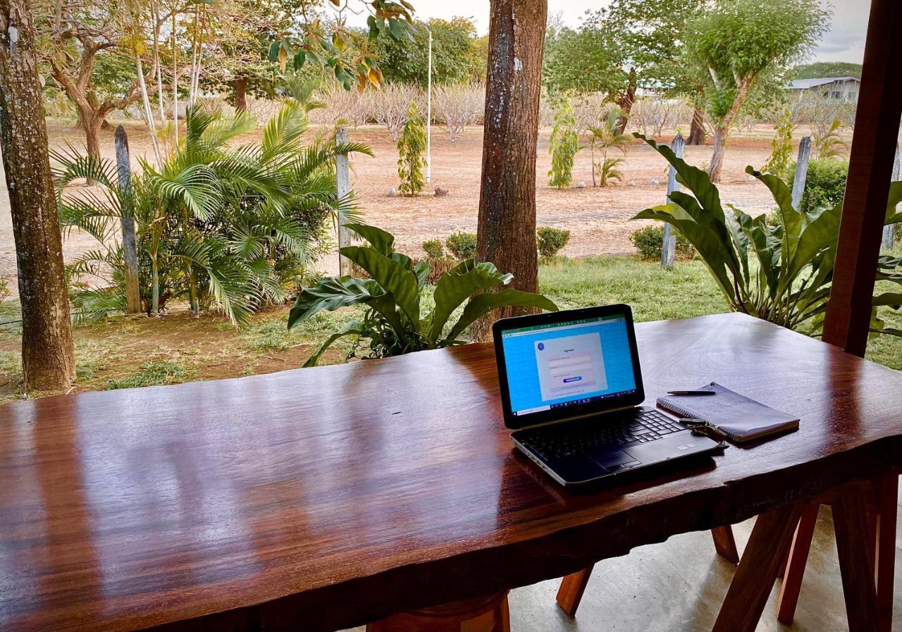 Hotel Del Aserradero Liberia Eksteriør bilde